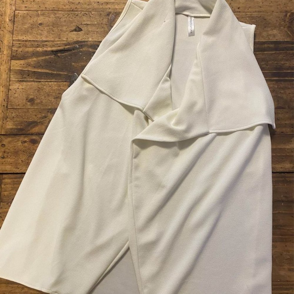 M by Mendoccino Cardigan Vest